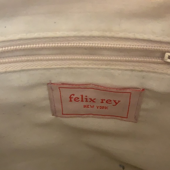Felix Rey Kissy Lips Clutch - Picture 3 of 4